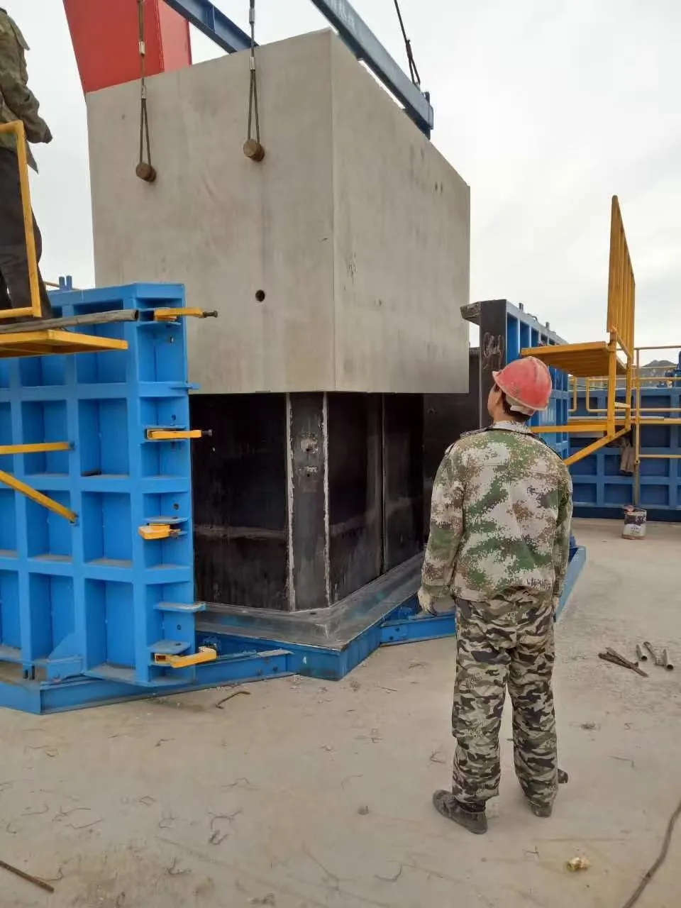 Highway & Railway Precast Box Culvert Tunnels - Heliyuan Machinery