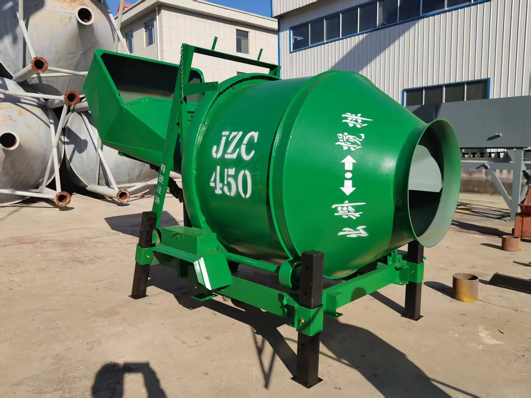 Reversing Concrete Mixer - Heliyuan Machinery