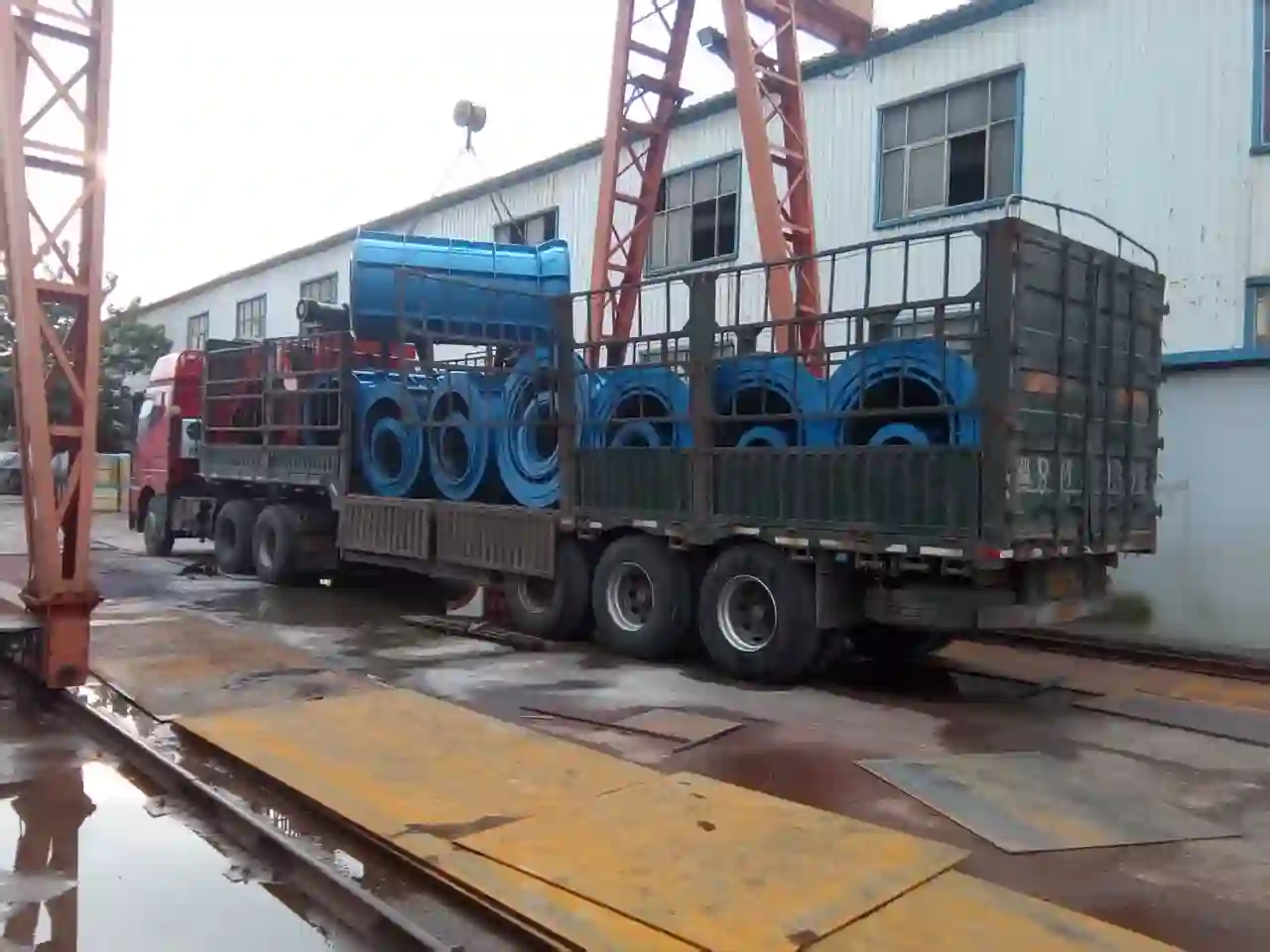 Heliyuan Machinery concrete pipe equipment export shipping dispatch #2