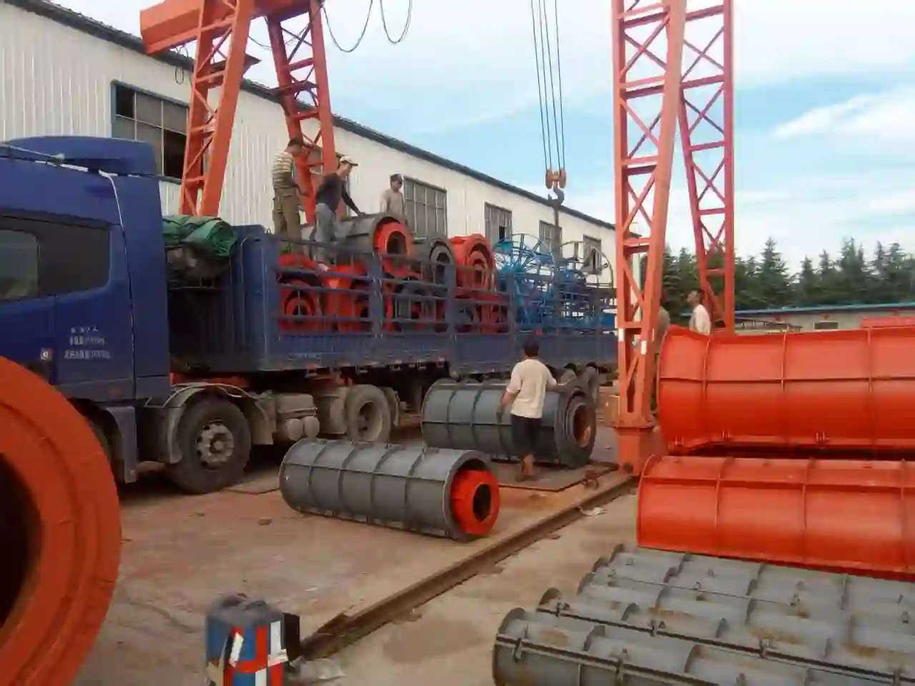 Heliyuan Machinery concrete pipe equipment export shipping dispatch #25